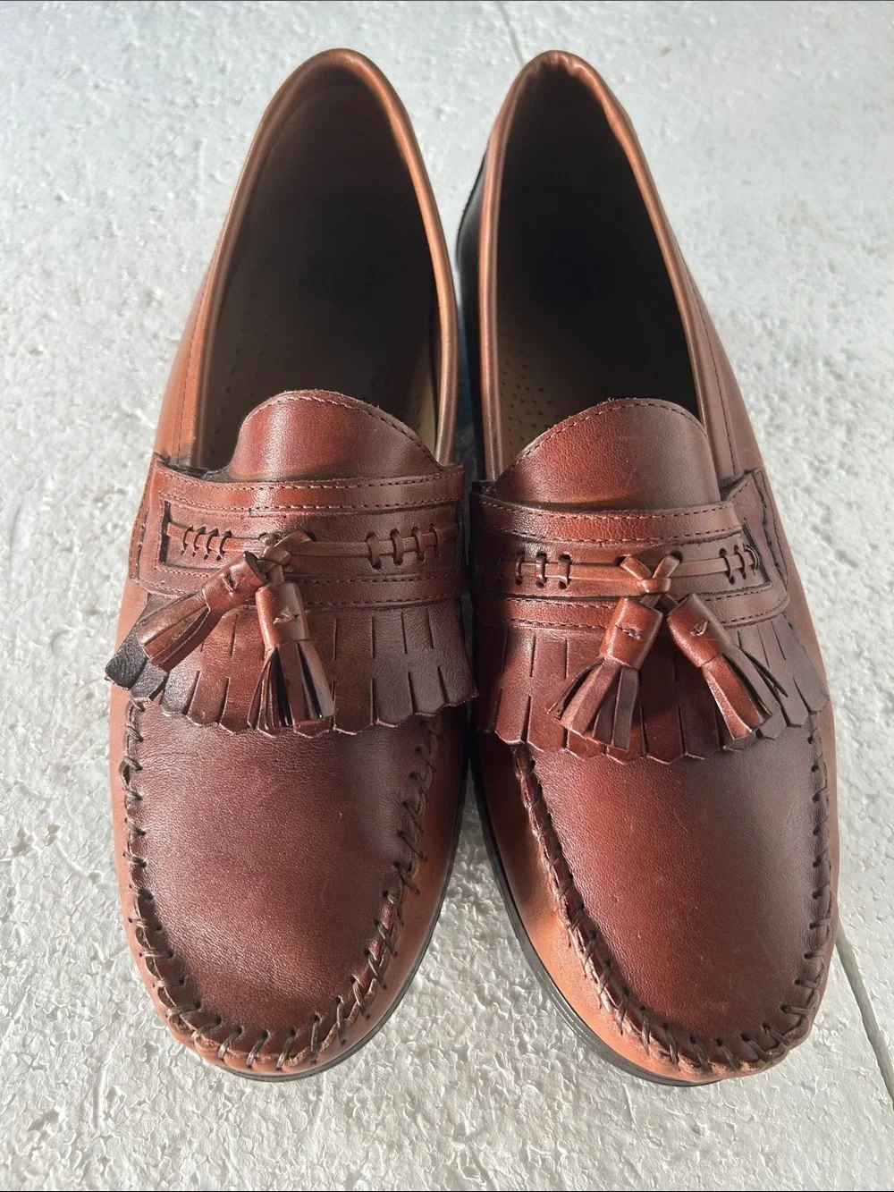 Nunn Bush SZ 10.5 Classic Brown Leather Kilt & Tassel Loafer Dress Office Casual